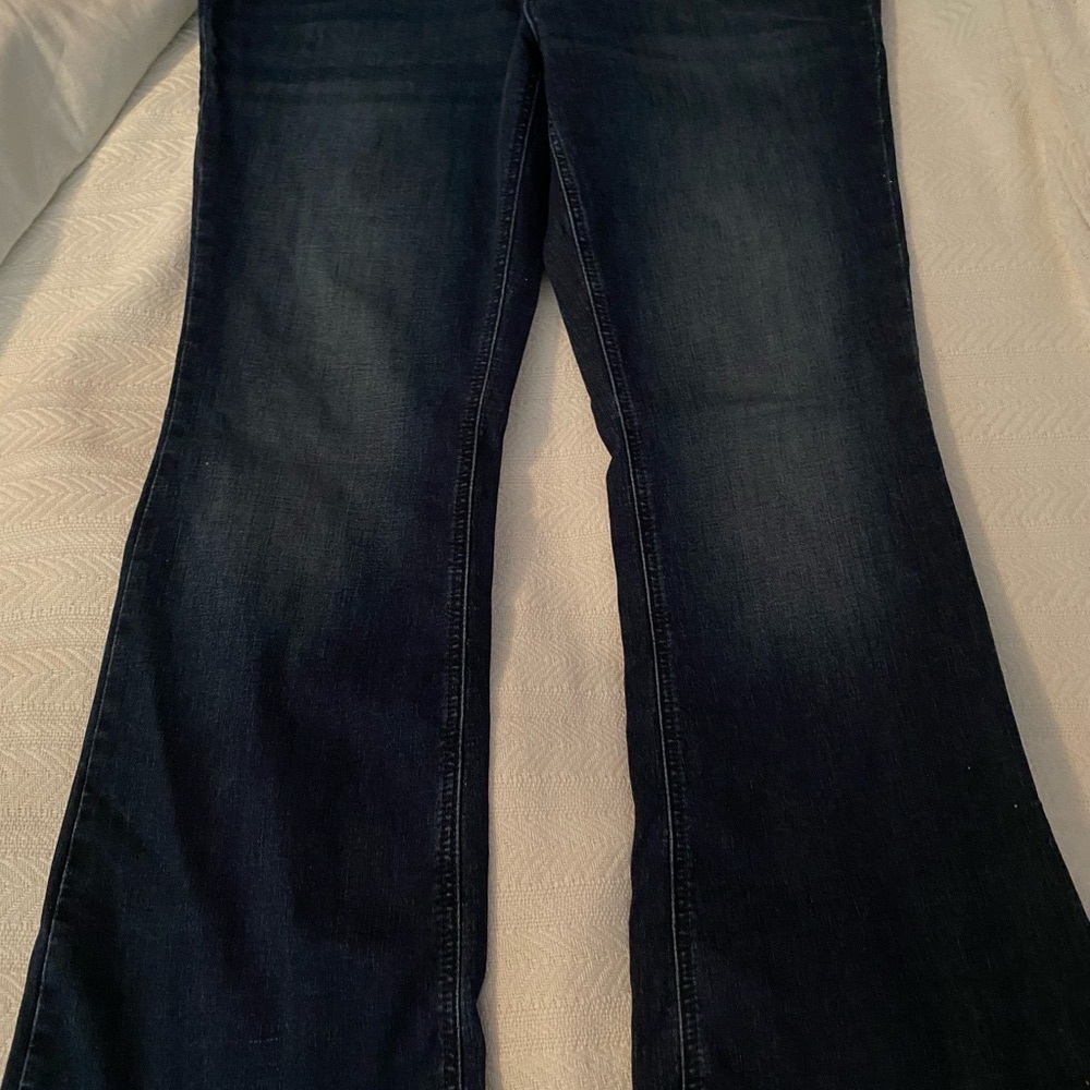 Simply Vera Wang Women’s Dark Wash Flared Jeans - Classic Stretch Denim